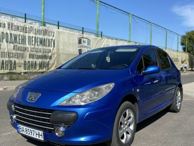 Синий Пежо 307, объемом двигателя 2 л и пробегом 234 тыс. км за 4750 $, фото 1 на Automoto.ua