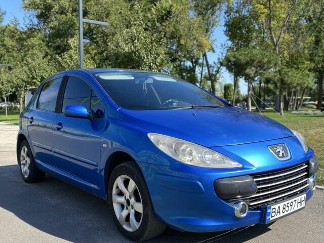 Синий Пежо 307, объемом двигателя 2 л и пробегом 234 тыс. км за 4750 $, фото 2 на Automoto.ua