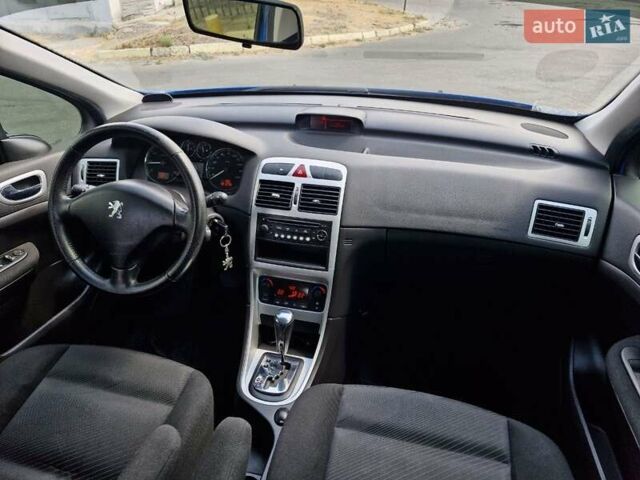 Синий Пежо 307, объемом двигателя 2 л и пробегом 81 тыс. км за 6499 $, фото 13 на Automoto.ua