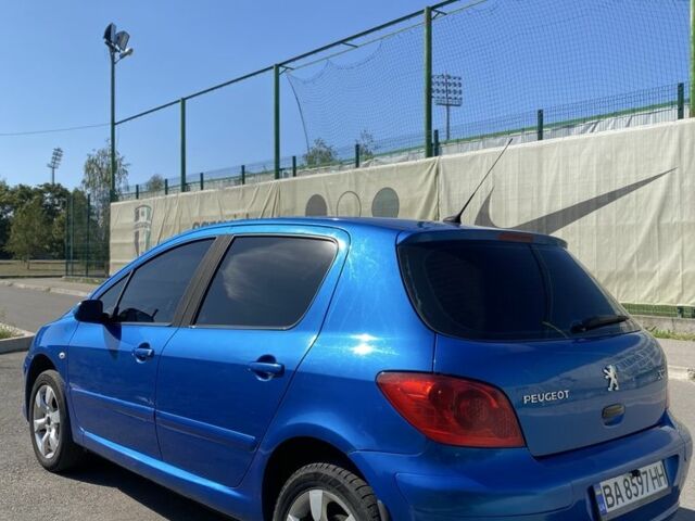 Синий Пежо 307, объемом двигателя 2 л и пробегом 234 тыс. км за 4750 $, фото 4 на Automoto.ua