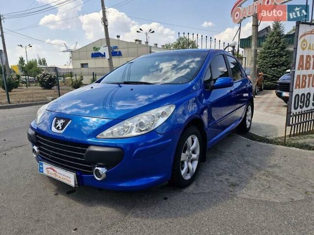 Синий Пежо 307, объемом двигателя 2 л и пробегом 81 тыс. км за 6499 $, фото 2 на Automoto.ua