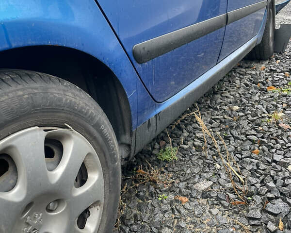 Синий Пежо 307, объемом двигателя 1.6 л и пробегом 299 тыс. км за 2500 $, фото 11 на Automoto.ua