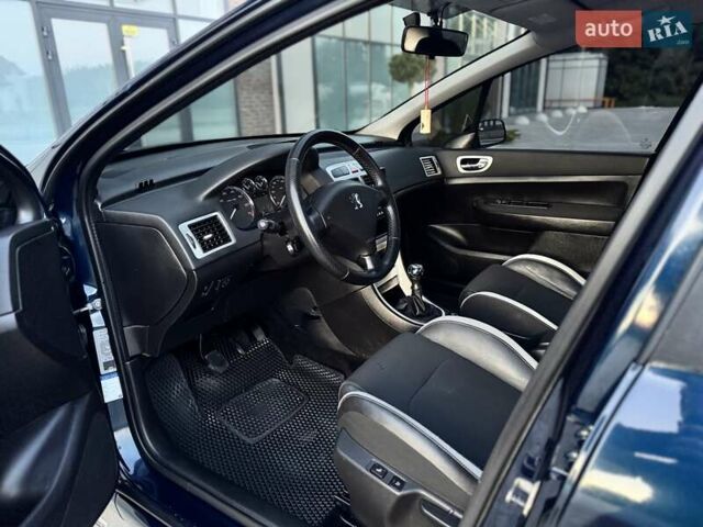 Синій Пежо 307, об'ємом двигуна 1.4 л та пробігом 123 тис. км за 5700 $, фото 25 на Automoto.ua