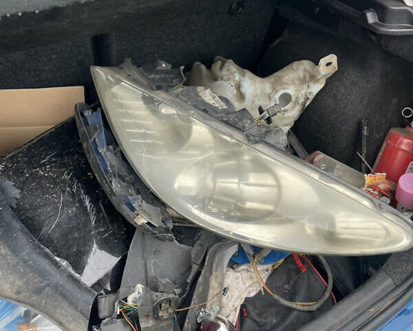 Синий Пежо 307, объемом двигателя 1.6 л и пробегом 299 тыс. км за 2500 $, фото 2 на Automoto.ua