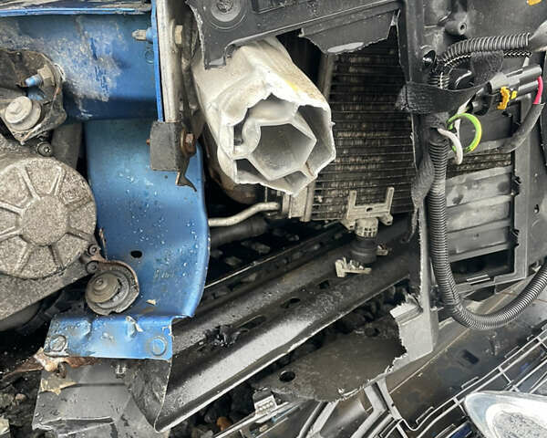 Синий Пежо 307, объемом двигателя 1.6 л и пробегом 299 тыс. км за 2500 $, фото 4 на Automoto.ua