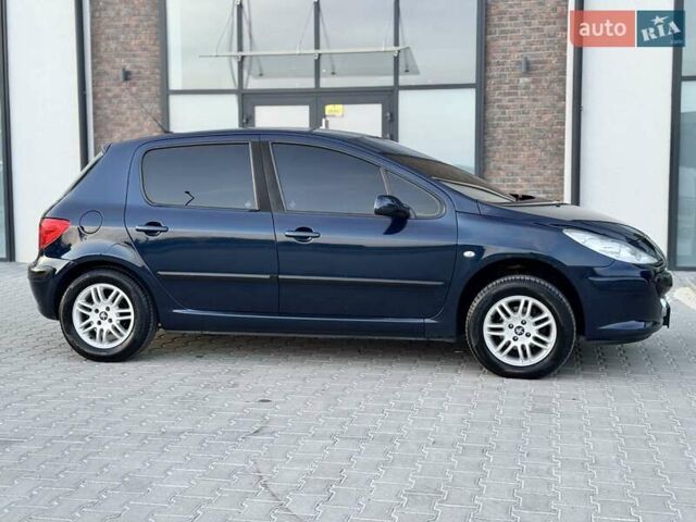 Синій Пежо 307, об'ємом двигуна 1.4 л та пробігом 123 тис. км за 5700 $, фото 1 на Automoto.ua