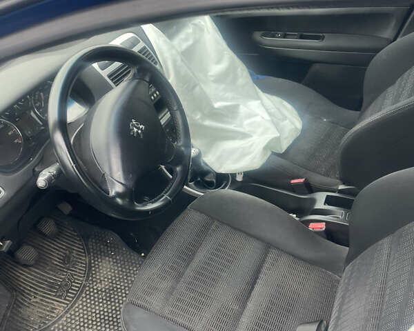 Синий Пежо 307, объемом двигателя 1.6 л и пробегом 299 тыс. км за 2500 $, фото 16 на Automoto.ua