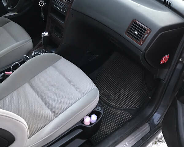 Синий Пежо 307, объемом двигателя 2 л и пробегом 147 тыс. км за 5700 $, фото 3 на Automoto.ua