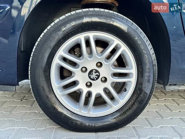Синій Пежо 307, об'ємом двигуна 1.4 л та пробігом 123 тис. км за 5700 $, фото 55 на Automoto.ua