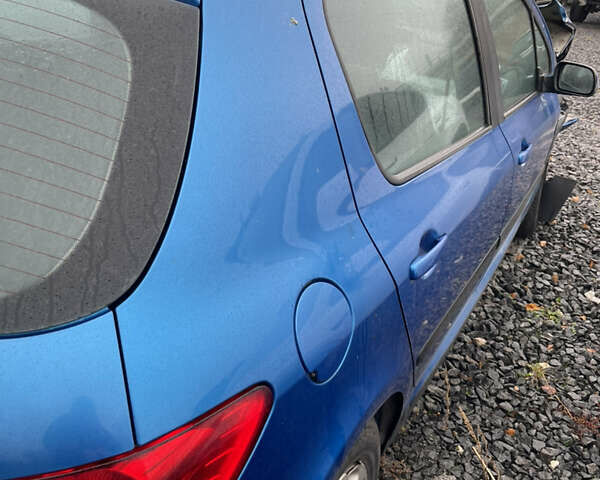 Синий Пежо 307, объемом двигателя 1.6 л и пробегом 299 тыс. км за 2500 $, фото 12 на Automoto.ua