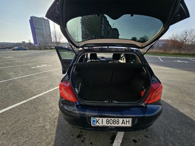 Синій Пежо 307, об'ємом двигуна 1.6 л та пробігом 220 тис. км за 5300 $, фото 3 на Automoto.ua