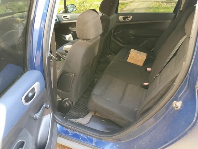 Синій Пежо 307, об'ємом двигуна 1.6 л та пробігом 311 тис. км за 2700 $, фото 6 на Automoto.ua