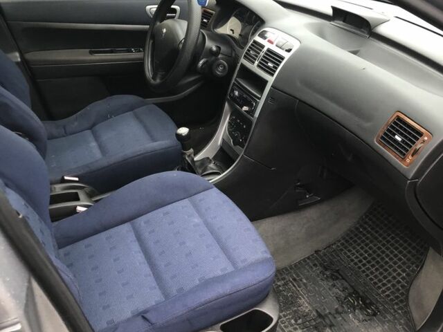 Синій Пежо 307, об'ємом двигуна 2 л та пробігом 380 тис. км за 3100 $, фото 9 на Automoto.ua