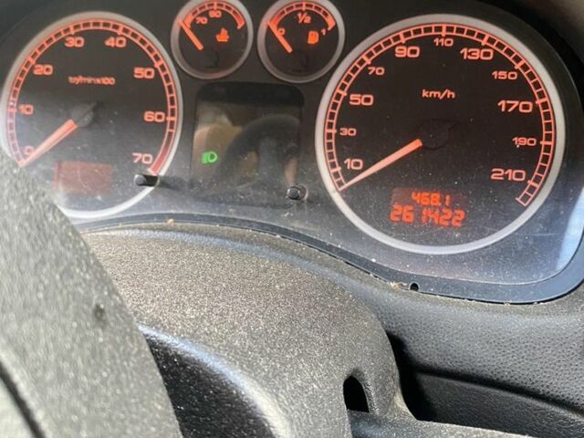 Синій Пежо 307, об'ємом двигуна 1.6 л та пробігом 262 тис. км за 2300 $, фото 5 на Automoto.ua