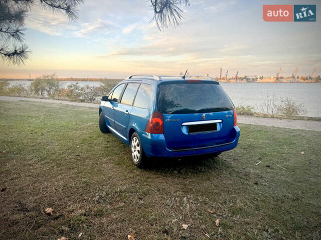 Синий Пежо 307, объемом двигателя 1.59 л и пробегом 336 тыс. км за 5000 $, фото 8 на Automoto.ua