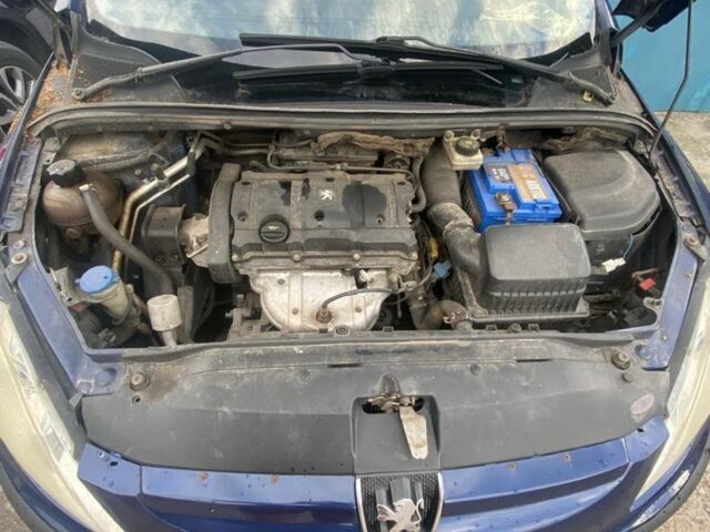 Синій Пежо 307, об'ємом двигуна 1.6 л та пробігом 262 тис. км за 2300 $, фото 3 на Automoto.ua