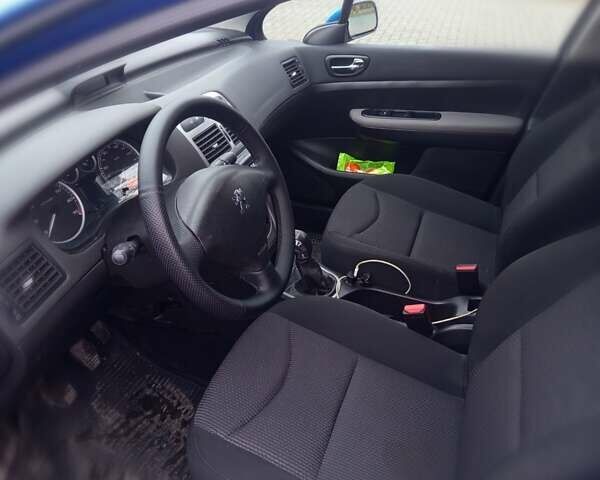 Синій Пежо 307, об'ємом двигуна 1.6 л та пробігом 210 тис. км за 2999 $, фото 17 на Automoto.ua