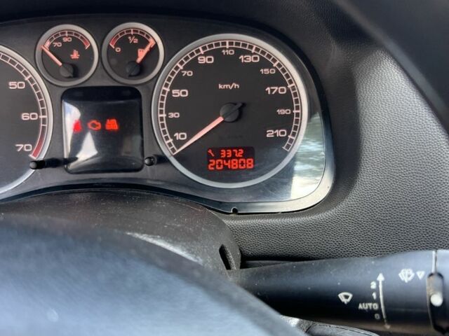 Синий Пежо 307, объемом двигателя 1.6 л и пробегом 208 тыс. км за 2000 $, фото 2 на Automoto.ua