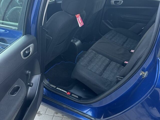 Синий Пежо 307, объемом двигателя 2 л и пробегом 400 тыс. км за 2999 $, фото 5 на Automoto.ua