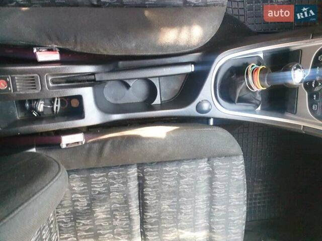 Синий Пежо 307, объемом двигателя 1.59 л и пробегом 335 тыс. км за 3500 $, фото 5 на Automoto.ua