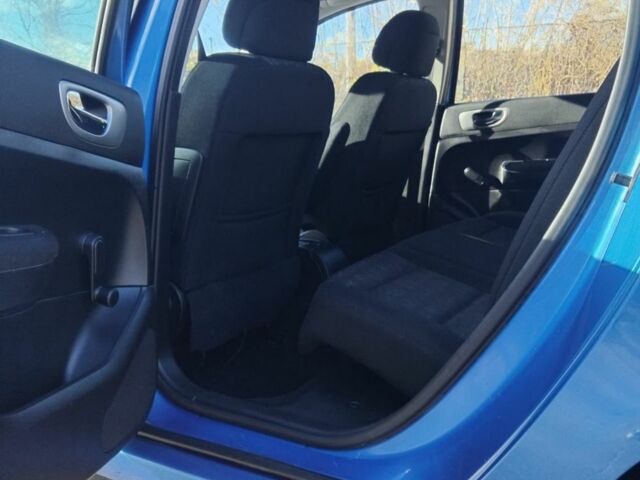 Синий Пежо 307, объемом двигателя 2 л и пробегом 3 тыс. км за 2050 $, фото 3 на Automoto.ua