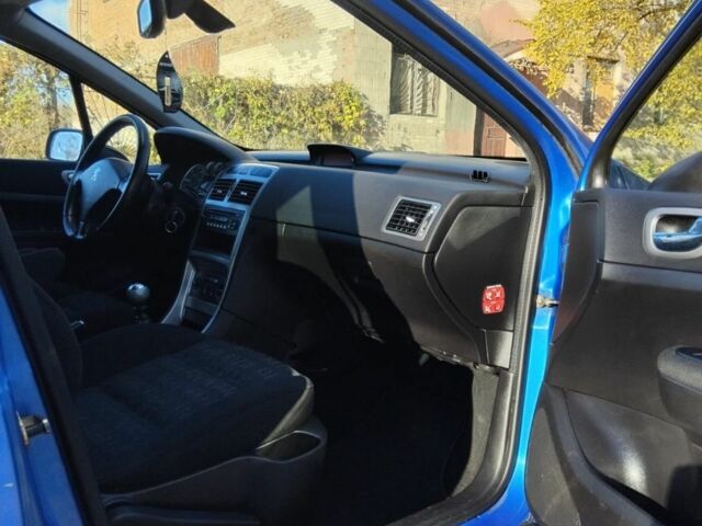Синий Пежо 307, объемом двигателя 2 л и пробегом 3 тыс. км за 2050 $, фото 5 на Automoto.ua