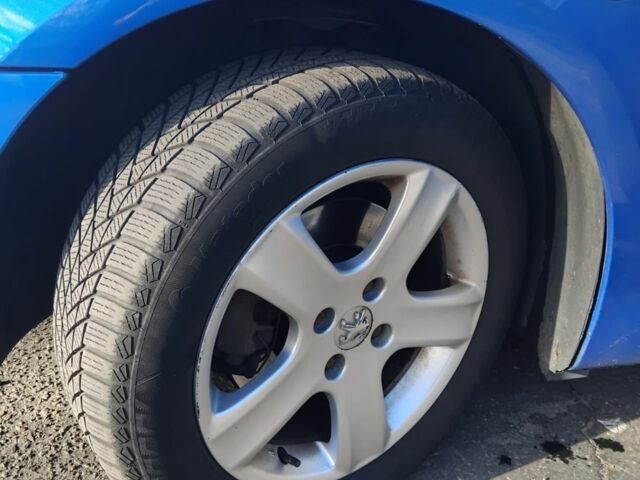 Синий Пежо 307, объемом двигателя 2 л и пробегом 3 тыс. км за 2050 $, фото 7 на Automoto.ua