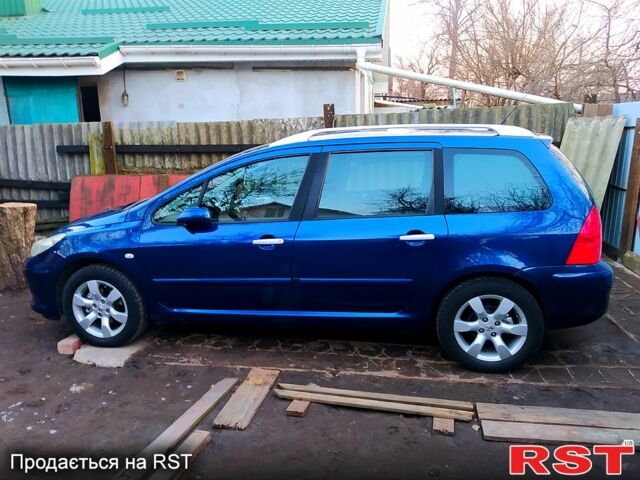 Синій Пежо 307, об'ємом двигуна 1.6 л та пробігом 250 тис. км за 5500 $, фото 3 на Automoto.ua
