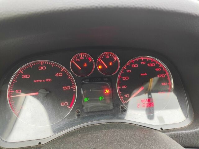 Синий Пежо 307, объемом двигателя 1.6 л и пробегом 214 тыс. км за 1999 $, фото 18 на Automoto.ua