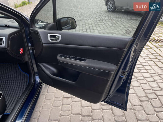 Синий Пежо 307, объемом двигателя 1.56 л и пробегом 300 тыс. км за 4350 $, фото 24 на Automoto.ua