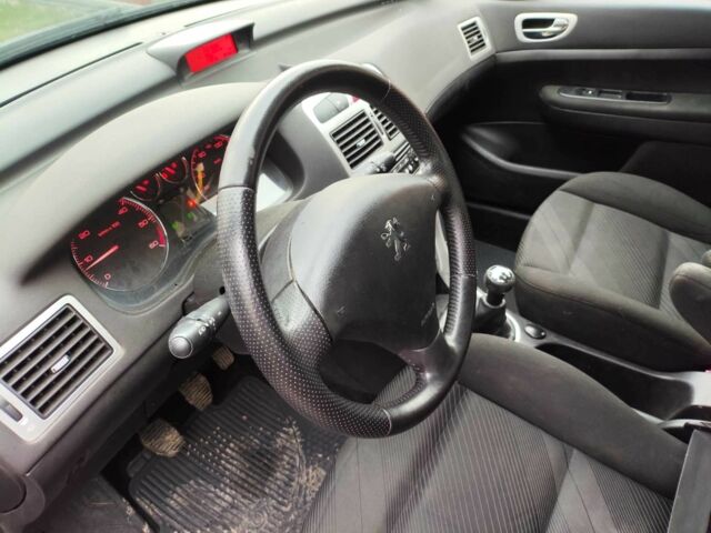 Синий Пежо 307, объемом двигателя 1.6 л и пробегом 214 тыс. км за 1999 $, фото 14 на Automoto.ua