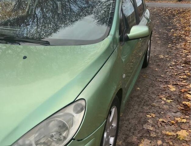 Зелений Пежо 307, об'ємом двигуна 2 л та пробігом 185 тис. км за 2300 $, фото 1 на Automoto.ua