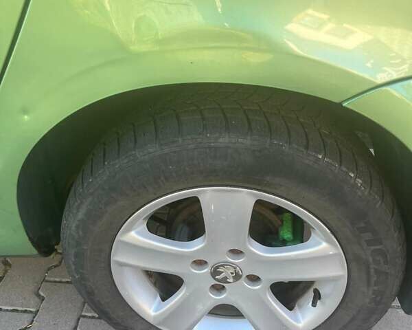 Зелений Пежо 307, об'ємом двигуна 2 л та пробігом 224 тис. км за 3400 $, фото 9 на Automoto.ua