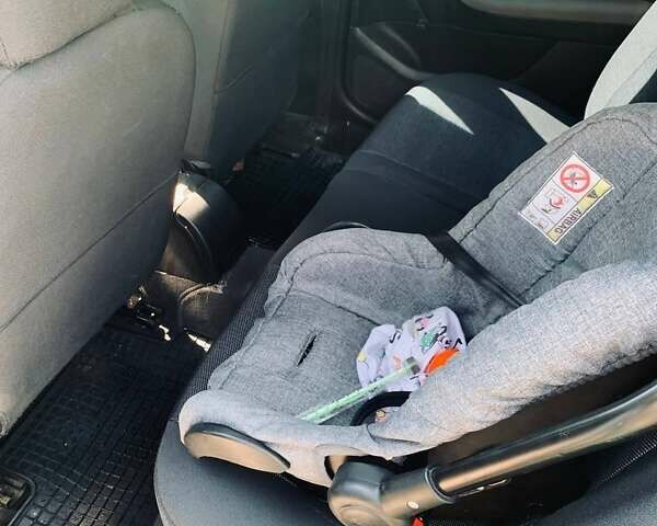 Зеленый Пежо 307, объемом двигателя 1.36 л и пробегом 237 тыс. км за 3500 $, фото 8 на Automoto.ua