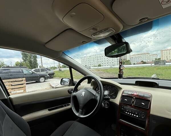 Зелений Пежо 307, об'ємом двигуна 1.59 л та пробігом 280 тис. км за 4600 $, фото 18 на Automoto.ua