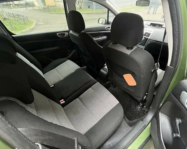 Зеленый Пежо 307, объемом двигателя 1.59 л и пробегом 198 тыс. км за 4500 $, фото 7 на Automoto.ua