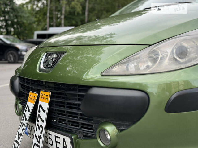 Зелений Пежо 307, об'ємом двигуна 1.6 л та пробігом 254 тис. км за 3650 $, фото 11 на Automoto.ua