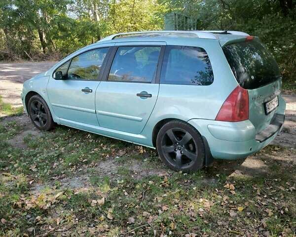 Зеленый Пежо 307, объемом двигателя 1.6 л и пробегом 275 тыс. км за 3500 $, фото 7 на Automoto.ua