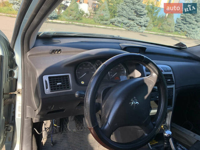 Зелений Пежо 307, об'ємом двигуна 1.6 л та пробігом 226 тис. км за 4300 $, фото 4 на Automoto.ua