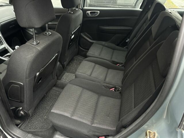 Зелений Пежо 307, об'ємом двигуна 2 л та пробігом 263 тис. км за 3300 $, фото 10 на Automoto.ua