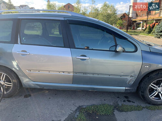 Зелений Пежо 307, об'ємом двигуна 1.6 л та пробігом 226 тис. км за 4300 $, фото 6 на Automoto.ua