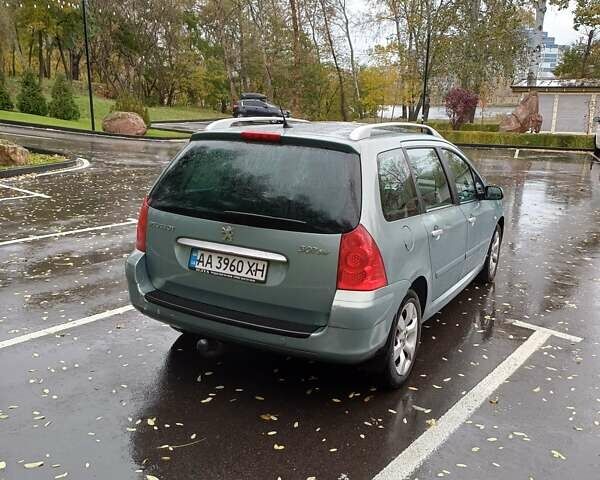 Зелений Пежо 307, об'ємом двигуна 2 л та пробігом 262 тис. км за 3600 $, фото 3 на Automoto.ua