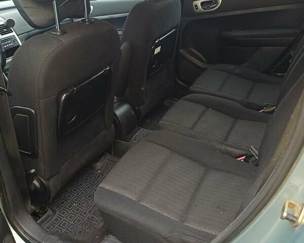 Зелений Пежо 307, об'ємом двигуна 2 л та пробігом 262 тис. км за 3600 $, фото 9 на Automoto.ua