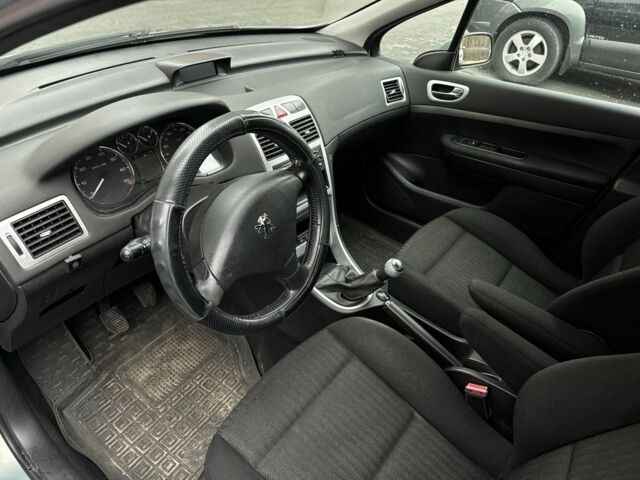 Зелений Пежо 307, об'ємом двигуна 2 л та пробігом 263 тис. км за 3300 $, фото 8 на Automoto.ua