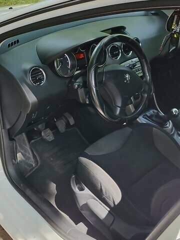 Білий Пежо 308, об'ємом двигуна 1.6 л та пробігом 178 тис. км за 6100 $, фото 29 на Automoto.ua