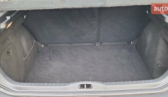 Белый Пежо 308, объемом двигателя 1.6 л и пробегом 121 тыс. км за 6550 $, фото 6 на Automoto.ua