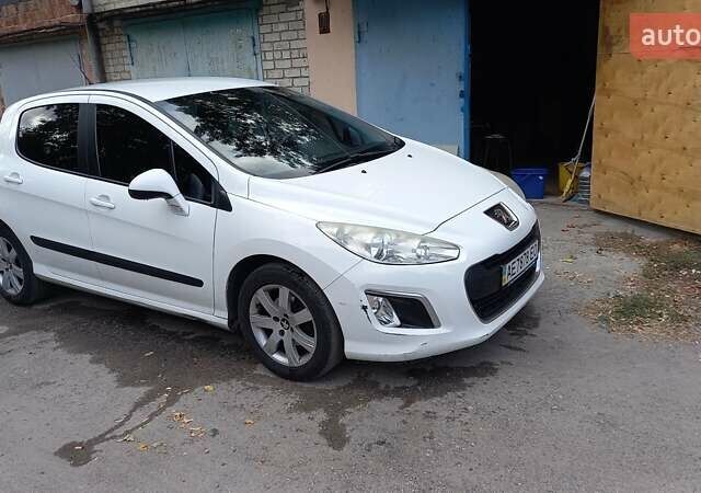 Білий Пежо 308, об'ємом двигуна 0 л та пробігом 83 тис. км за 8500 $, фото 2 на Automoto.ua
