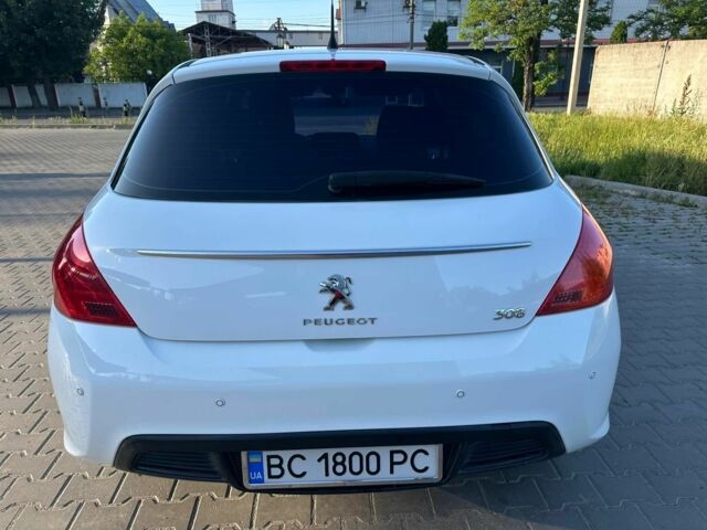 Белый Пежо 308, объемом двигателя 1.6 л и пробегом 113 тыс. км за 6700 $, фото 2 на Automoto.ua
