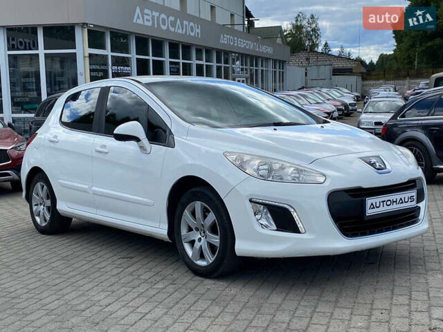 Белый Пежо 308, объемом двигателя 1.6 л и пробегом 196 тыс. км за 6500 $, фото 2 на Automoto.ua