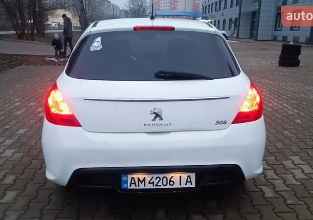 Белый Пежо 308, объемом двигателя 1.6 л и пробегом 161 тыс. км за 6500 $, фото 7 на Automoto.ua